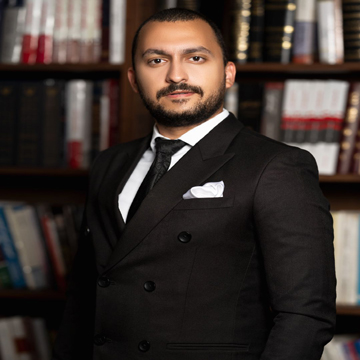 المحامي وكاتب العدل الخاص إسلام غنيم